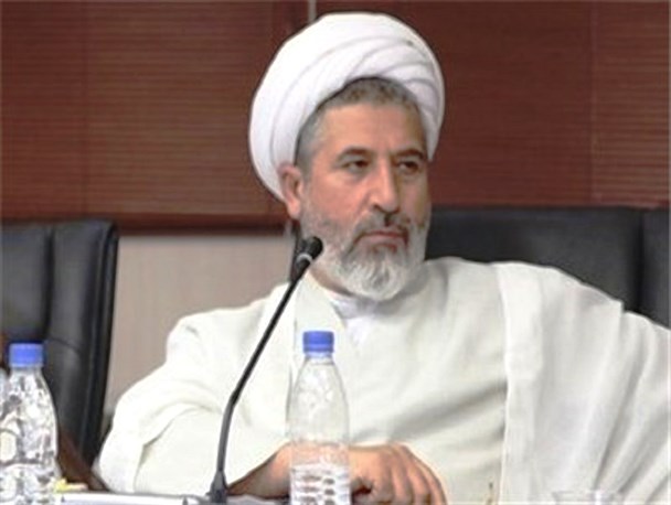 روحانیون روش تربیتی پیامبر(ص) را در مساجد و مدارس اجرا کنند