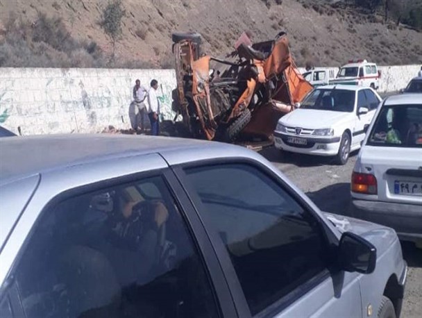 صدای مردم به گوش مسئولان نمی رسد/ ارابه های مرگ در محور جیرفت- دلفارد همچنان قربانی می گیرند