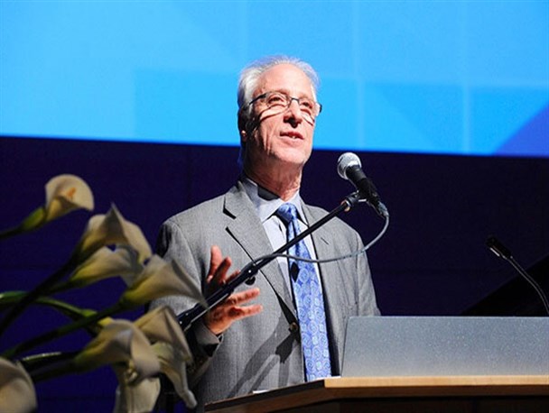 بنیانگذار تئاتر آف برادوی ام‌سی‌سی درگذشت