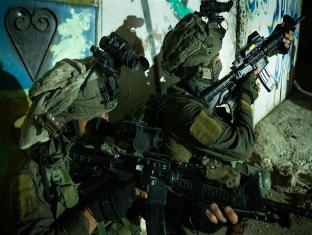 اتوبوس حامل شهرک‌نشینان صهیونیست مورد هدف تیراندازی قرار گرفت