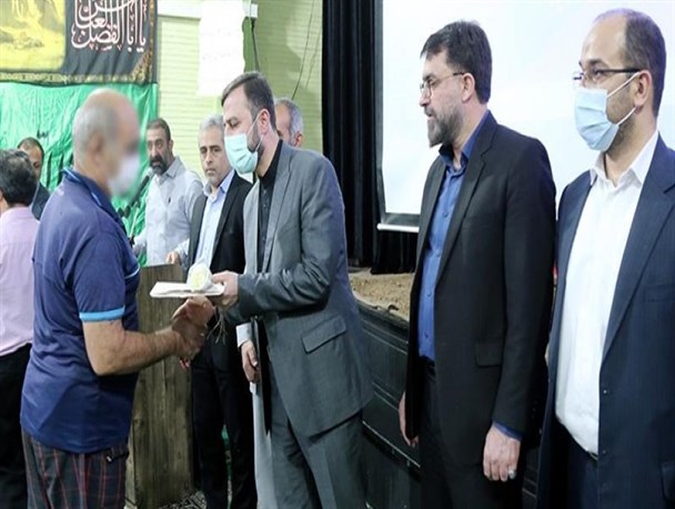 ۲۰۰ نفر از محکومین اصلاح شده زندان مرکزی قزوین آزاد شدند