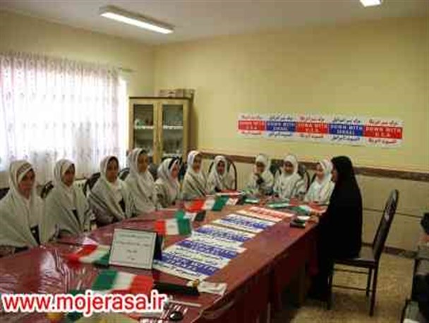 میزگرد پایگاه خبری – تحلیلی موج رسا با دانش آموزان زنجانی برگزار شد