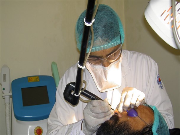 حضور فعال 9 پزشک متخصص در بیمارستان خرامه