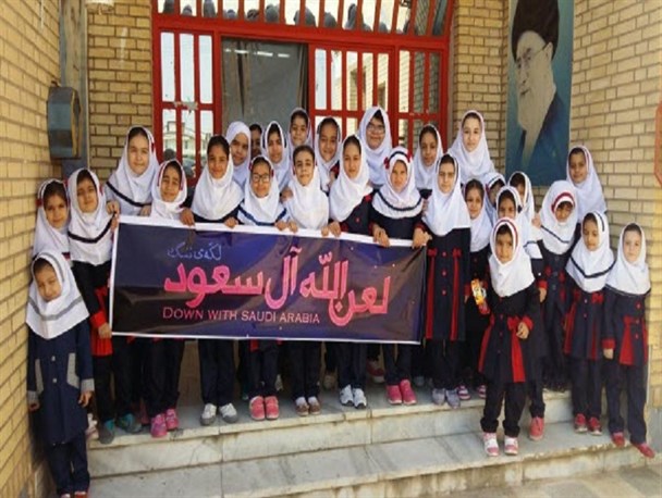 دانش آموزان دختر امیدیه جدیدترین عضو کمپین " از جنایات آل سعود نمیگذریم" / تصاویر