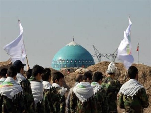 راهیان نور دانش آموزی هدیه شهداء به نوجوانان است