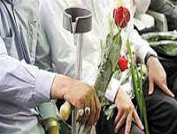 رزمندگان و ایثارگران بخش اسفرورین تجلیل شدند