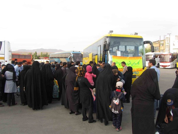 43 نفر از زنان سرپرست خانوار زنجانی عازم عتبات و عالیات شدند