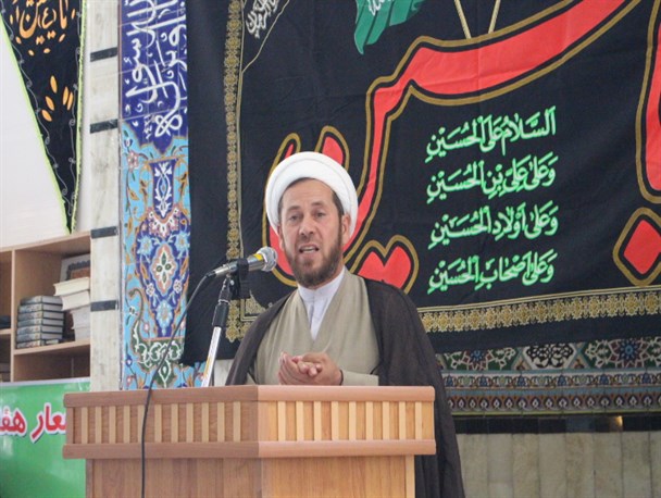 نوشته "حصین " روی پیراهن مشکی دسیسه جدید دشمن است