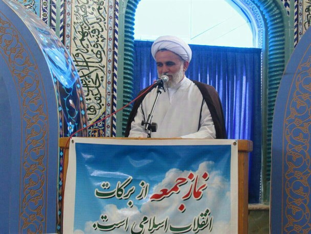 همدلی و اتحاد، راه برون رفت از فتنه‌های پیش رو است