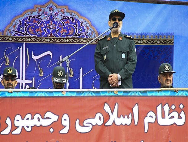 دشمن در غالب جنگ‌های نیابتی کشورهای مسلمان را درگیر کرده‌ است/ در آینده شاهد پیروزی‌های بزرگی در تمامی جبهه‌ها خواهیم بود
