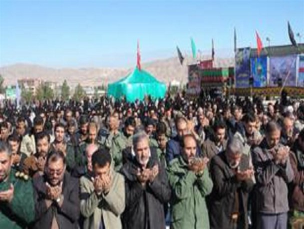 نماز باشکوه ظهر عاشورا در کرمانشاه برگزار شد