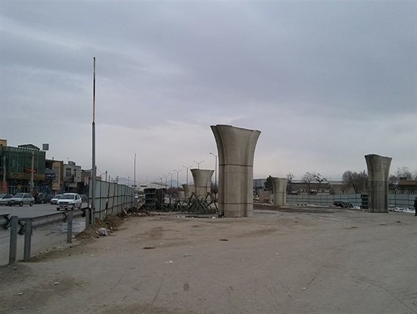 یک پل و صدها وعده پوچ افتتاح