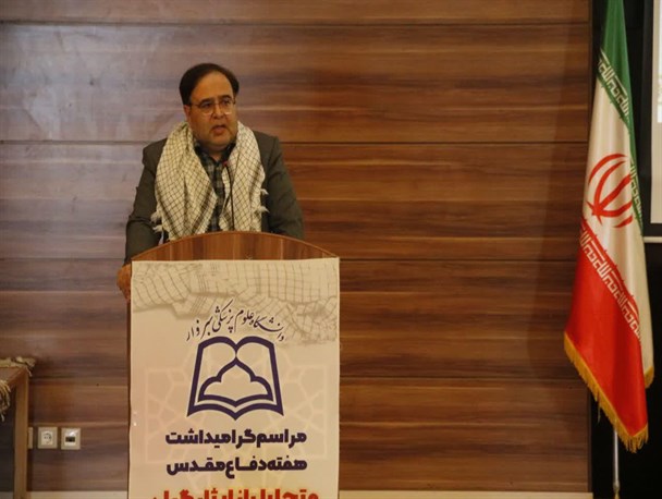 نخبگان کشوری نسبت به روشنگری حوادث اخیر کشور پیش‌قدم شوند