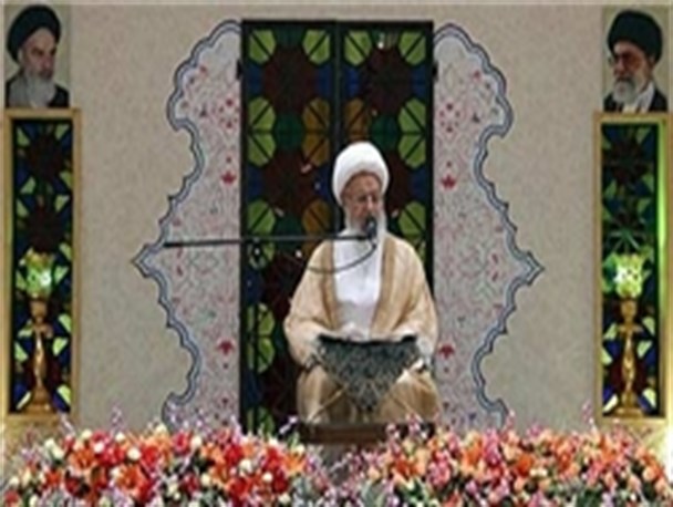 انتقاد شدید آیت الله مکارم شیرازی به انتشار مقاله روزنامه بهار