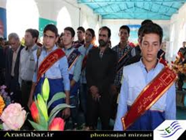 مزار شهدای اصلاندوز غبارروبی و عطرافشانی شد
