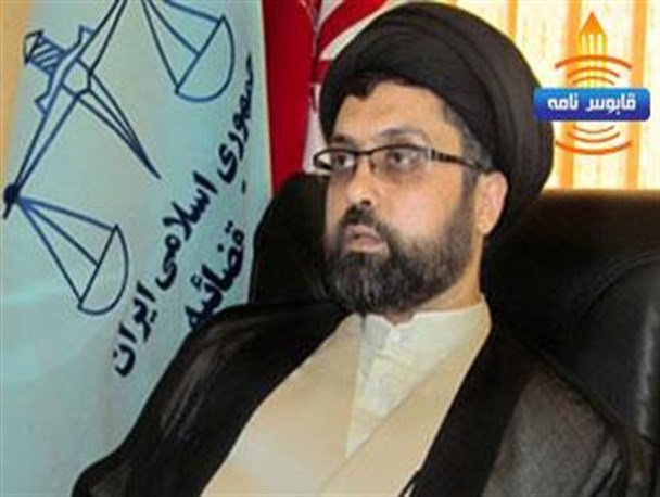 در مبارزه با جرم و احقاق حق مظلوم با احدالناسی تعارف ندارم