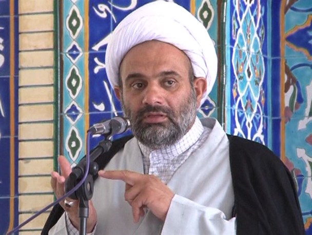 عمل زشت قمه زنی خدمت به حسین(ع) نیست ضربه به دین اسلام است