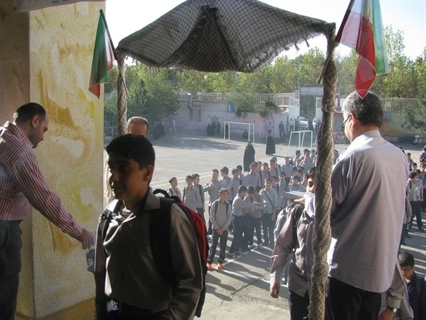 زنگ ایثار و شجاعت در مدارس گلستان به صدا در آمد