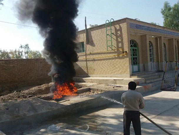 مانور پدافند غیرعامل در مدارس فراشبند برگزار شد+تصویر