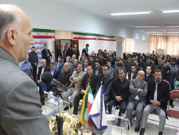 نرخ بیکاری در مشگین‌شهر 13/5 درصد است