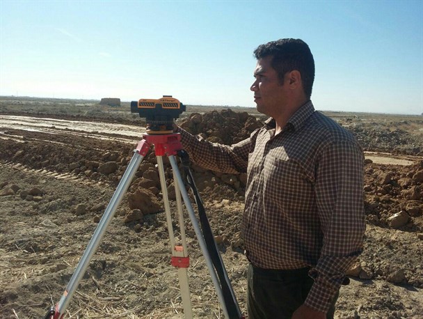 طرح پوشش سیمانی کانال های انتقال آب در دو روستای شرق اصفهان اجرا شد+ تصاویر
