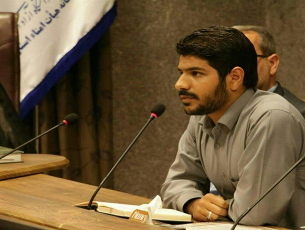 آبروی نظام از آبروی شخص مهم تر است/ آقای اکبریان از روی دلسوزی خطا و خیانت مدیران را لاپوشانی نکنید
