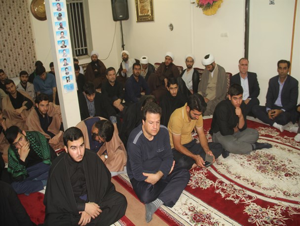 آیین بدرقه از کاروان های اربعین در شهرستان سرپلذهاب برگزار شد+ تصویر
