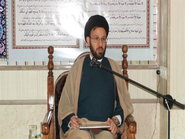 در کنار رفع فقر اقتصادی، باید برای رفع فقراخلاقی، فقراعتقادی و فقر فرهنگی نیز تلاش شود