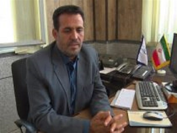 مانور رفع آلودگی از مخارن آب روستایی در زواره انجام شد