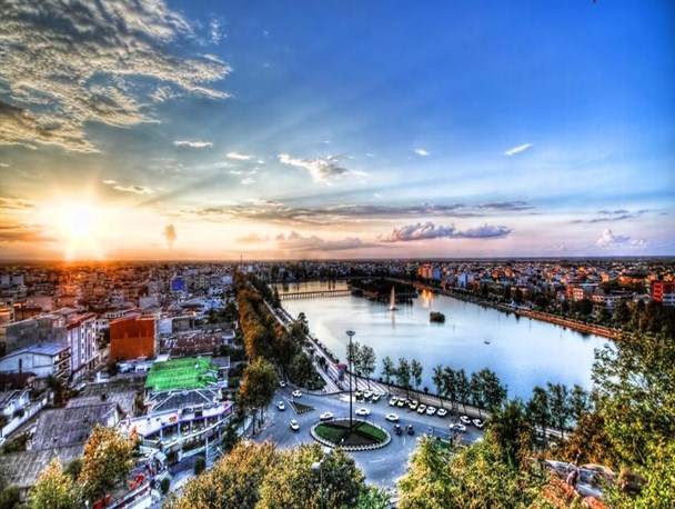 شهروند درجه یک و دو نداریم/ مفاخر معاصر لاهیجان تجلیل شوند