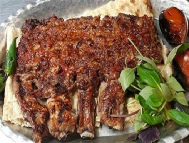 ضرورت اعلام نرخ نامه جدید غذا در کرمانشاه