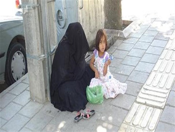 تکدی گری زنان دردی که مسئولین به فکرش نیستند