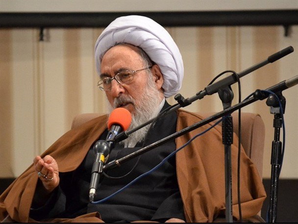 یکی از برکات روز نهم دی آشکار شدن مدعیان دروغین انقلاب بود/ دانشجویان مواظب شیطنت ها برای ایجاد دوگانگی باشند
