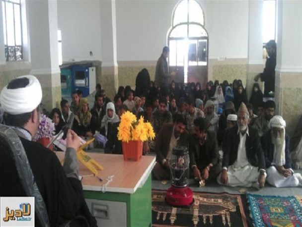 برگزاری مراسم گرامیداشت هفته وحدت در شهرستان میرجاوه