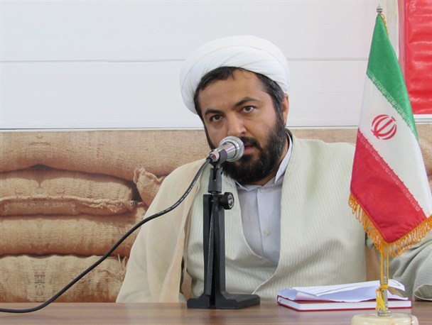 برای شناخت امام (ره) باید به آثارش رجوع کرد نه خاطراتی که دست مایه افراد می شود