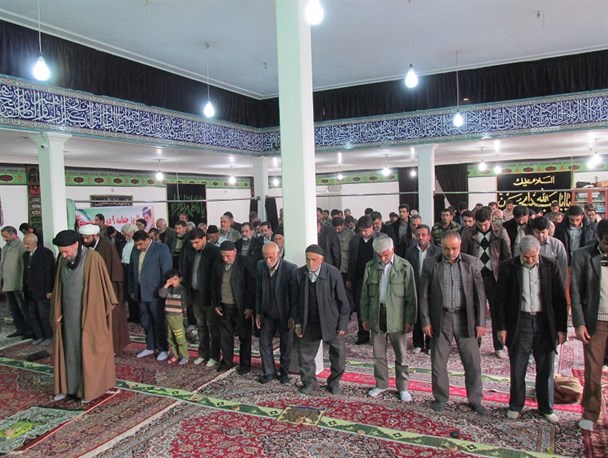 نماز وحدت و مراسم گرامیداشت حماسه 9 دی در خمین برگزار شد