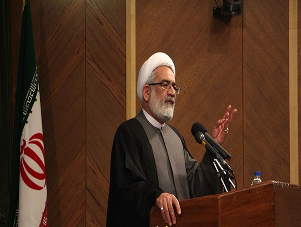 ۹دی خط معناداری روی حوادثی که ملت و مردم را گرفتار کرده بود کشید/ مراقبت باشیم تا حوادث ۸۸ تکرار نشود