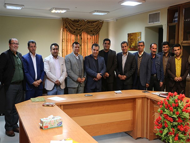منصوری رئیس اداره ورزش وجوانان سپیدان شد