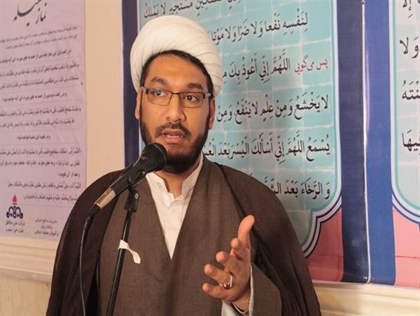 حماسه 9دی یک معجزه الهی و یک قیام حسینی در مقابل یزیدیان زمان بود