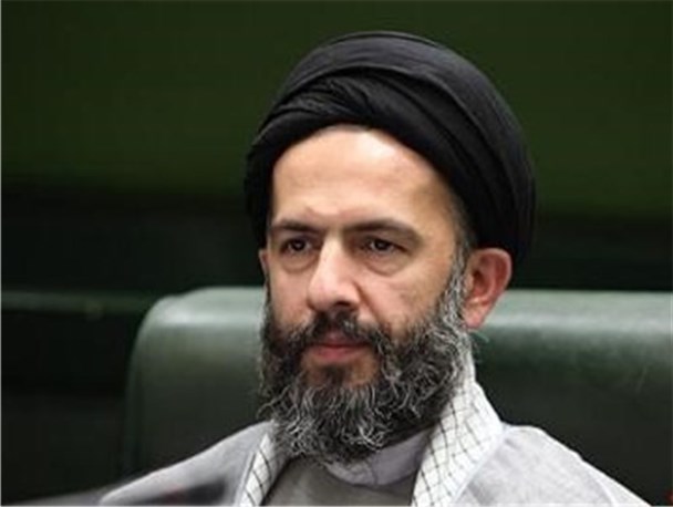 سکوت درباره فتنه، خلاف وحدت است