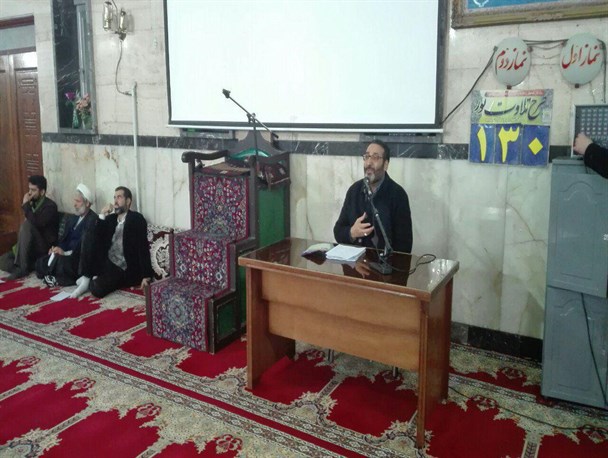 فتنه گران همچون طلحه و زبیر طمع قدرت داشتند