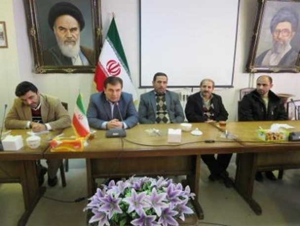 تجلیل از آمارگیران ممتاز شهری و روستایی شهرستان آذرشهر