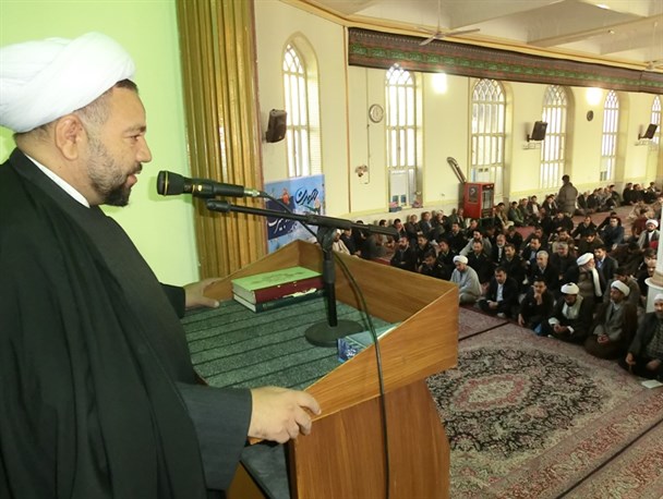 ملت آزموده ایران در هشت سال جنگ تحمیلی، نگذاشتند فتنه سیاسی سال ۸۸ هم هشت ماه بیشتر شود