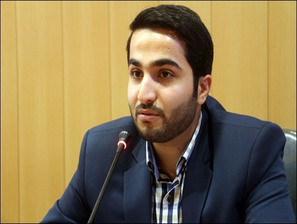 اگر افرادی قصد بالا بردن پرچم فتنه را کردند، جنبش دانشجویی دست آنان را خواهد شکست