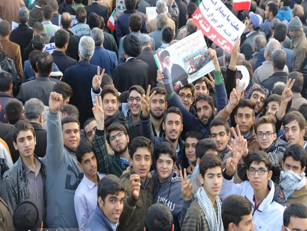 فتنه دیروز همان نفوذ امروز است/ حماسه ۹دی ثابت کرد اگر مردم در صحنه نباشند لاشخورها انقلاب را می بلعند