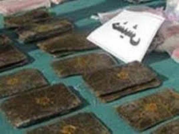 پلیس رودبار جنوب،موتورسیکلت حامل ۷۸کیلو مواد افیونی را متوقف کرد+عکس