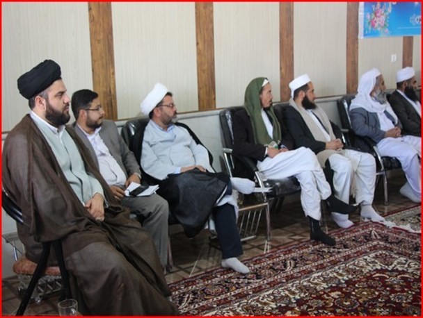 نشست صمیمی علمای شیعه و سنی شهرستان زیرکوه برگزار شد/تصویری