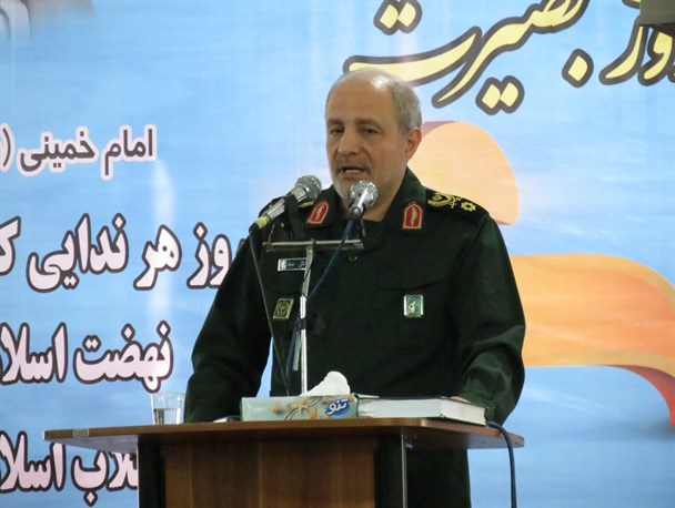حماسه ۹ دی شکستن خط فتنه در سال ۸۸ بود/ افراد بیگانه با روحیه جهادی، از ملت نیستند