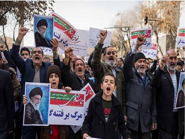 خواص در فتنه 88 بی خواصی کردند/ تحریم های اقتصادی بعد از فتنه چند برابر شد