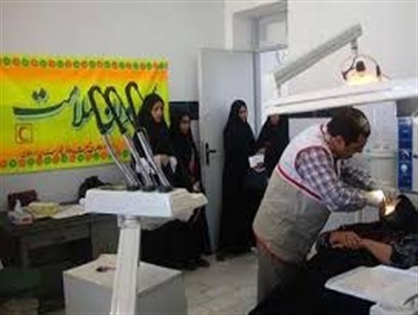 کاروان سلامت هلال احمر وارد زهک شد